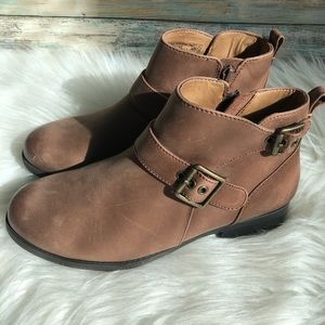 logan bootie vionic